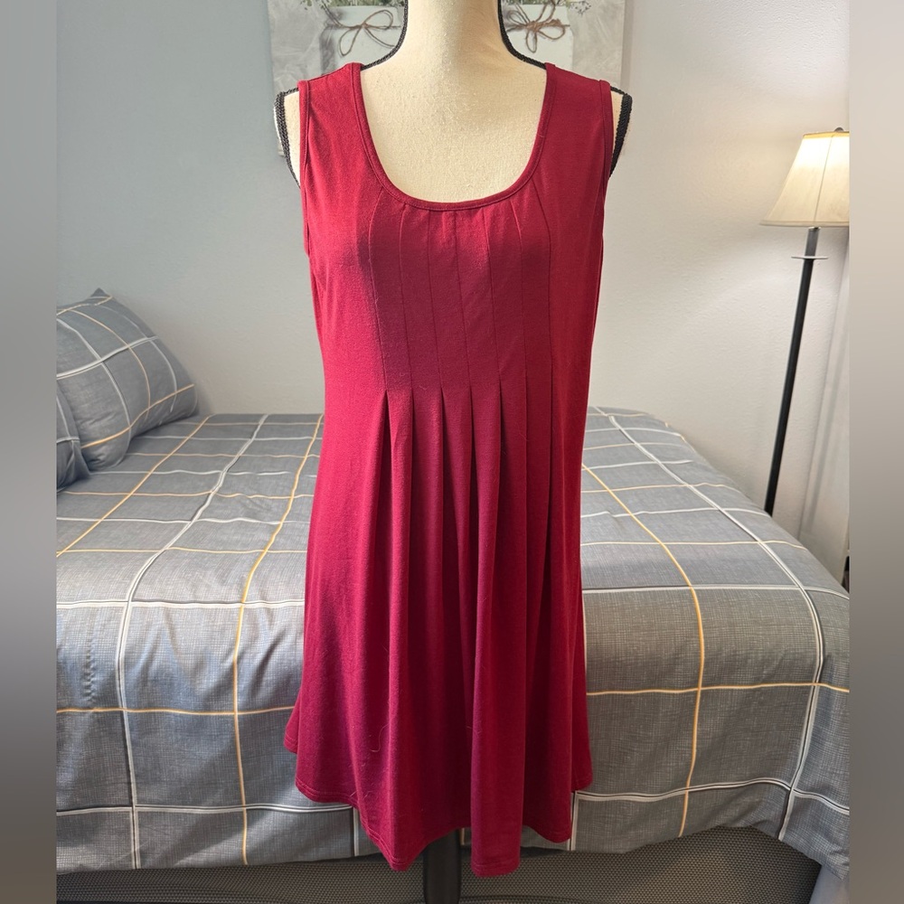 👗NWOT Elegant Red Sleeveless Dress Size Large
